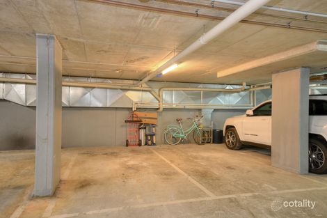Property photo of 4/12-14 Bradford Street Labrador QLD 4215