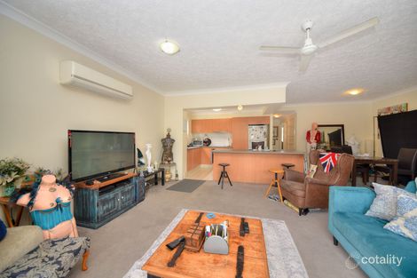 Property photo of 4/12-14 Bradford Street Labrador QLD 4215