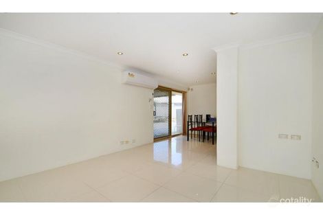 Property photo of 25 River Fig Place Alexander Heights WA 6064