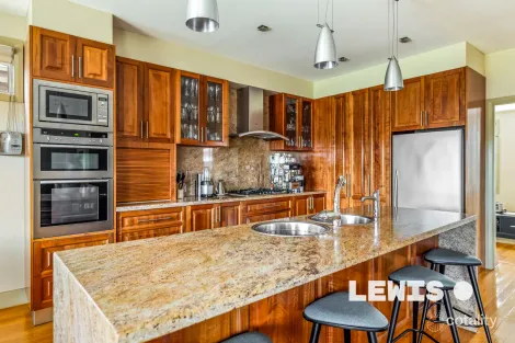 Property photo of 13 Mitchell Parade Pascoe Vale South VIC 3044