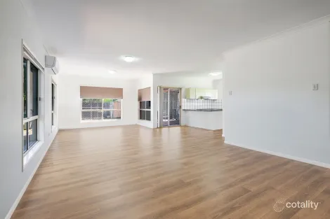 Property photo of 4 Arvin Close Calamvale QLD 4116