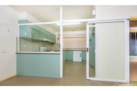 Property photo of 28 Bride Avenue Hampton Park VIC 3976