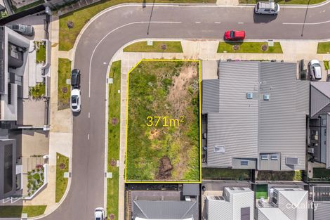 36 ALYSSA ST, GREENVALE, VIC 3059