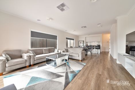 Property photo of 38 Pony Drive Greenvale VIC 3059