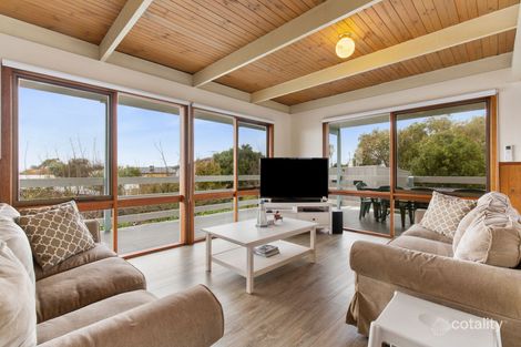 Property photo of 2 Capella Road Ocean Grove VIC 3226