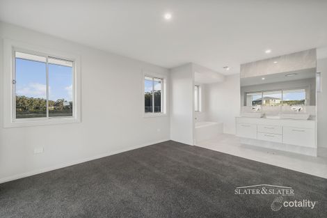 Property photo of 7 Hillside Place Thrumster NSW 2444