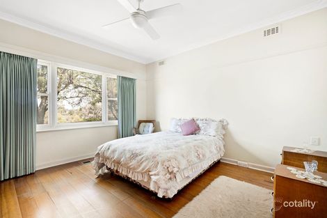 Property photo of 8 Emerald Street Essendon West VIC 3040