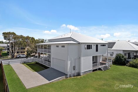 Property photo of 25 Fourth Avenue Sandgate QLD 4017