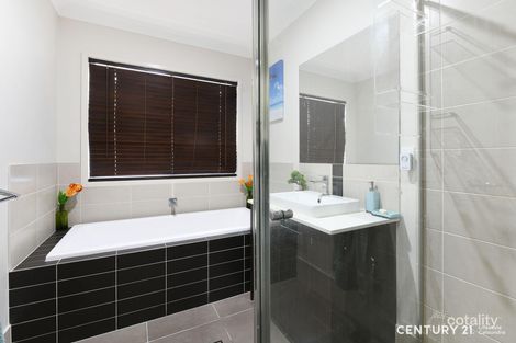 Property photo of 17 Ruby Crescent Meridan Plains QLD 4551