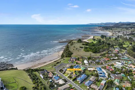Property photo of 15 Freestone Crescent Wynyard TAS 7325