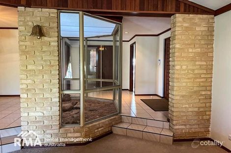 Property photo of 34 Bedfordale Hill Road Mount Richon WA 6112