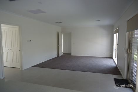 Property photo of 57 Serene Way Clyde North VIC 3978