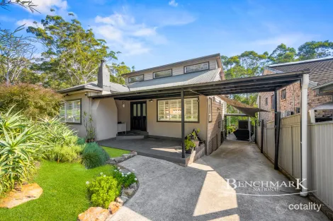 Property photo of 33 Bingara Drive Sandy Point NSW 2172