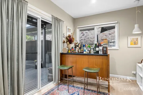 Property photo of 33 Bingara Drive Sandy Point NSW 2172