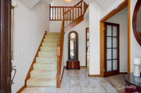 Property photo of 28 Breadalbane Street Carindale QLD 4152