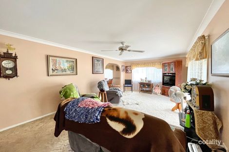 Property photo of 32 Haydn Drive Kawungan QLD 4655