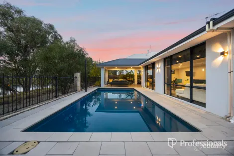 98 Roxburghe Dr, The Vines, WA 6069