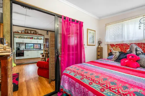 Property photo of 13 Darling Street Russell Island QLD 4184