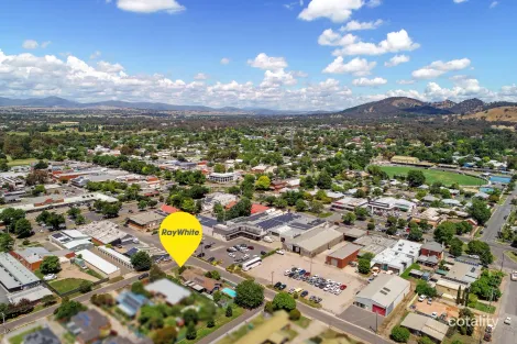 Property photo of 21 McDonald Street Mansfield VIC 3722