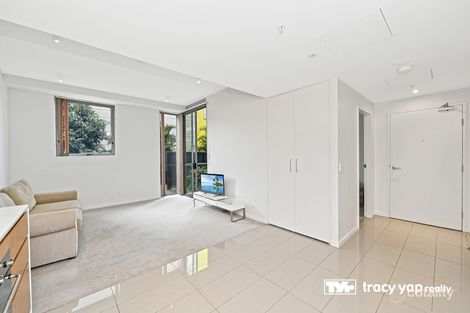 Property photo of 2/4 Saunders Close Macquarie Park NSW 2113