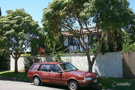 Property photo of 32 Heeb Street Bundall QLD 4217