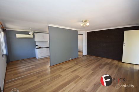 Property photo of 6 Sailfish Close Beldon WA 6027
