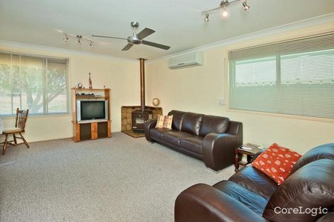 Property photo of 16 Banjo Crescent Emu Plains NSW 2750