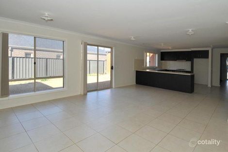 Property photo of 40 Palmer Parade Derrimut VIC 3026