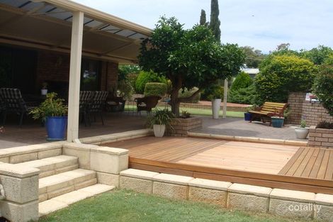 37 Scenic Dr, Maida Vale, WA 6057