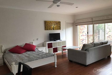 Property photo of 18 Suncrest Court Parkwood QLD 4214