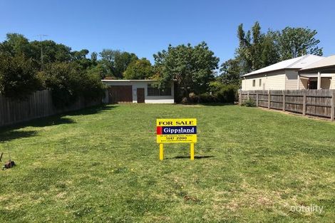 17 Duke St, Maffra, VIC 3860