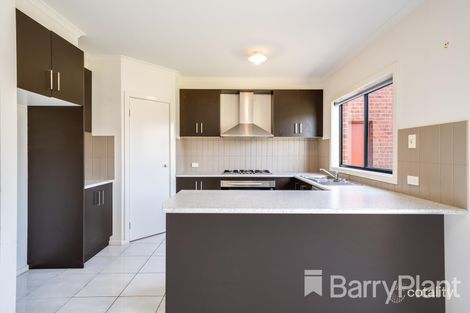 Property photo of 18 Grassland Grove Leopold VIC 3224