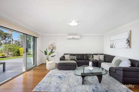 Property photo of 19 Lakeside Close Bonnells Bay NSW 2264