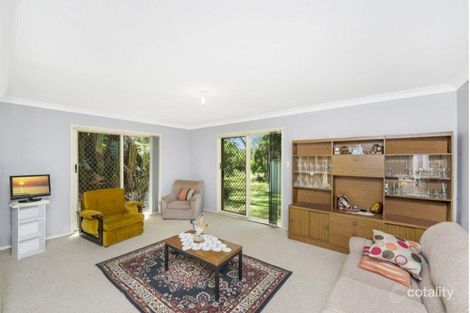 Property photo of 9 The Knoll Jilliby NSW 2259