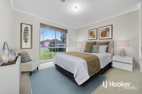 Property photo of 4 Cypress Close Hampton Park VIC 3976