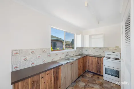 Property photo of 6 Coon Street Barney Point QLD 4680