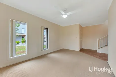 Property photo of 2 Parkside Walk Smithfield Plains SA 5114