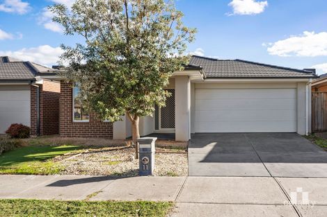 11 Kyarra Dr, Doreen, VIC 3754