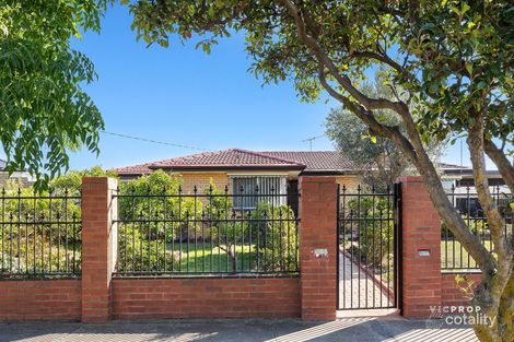 Property photo of 5 Enngonia Crescent Clayton South VIC 3169