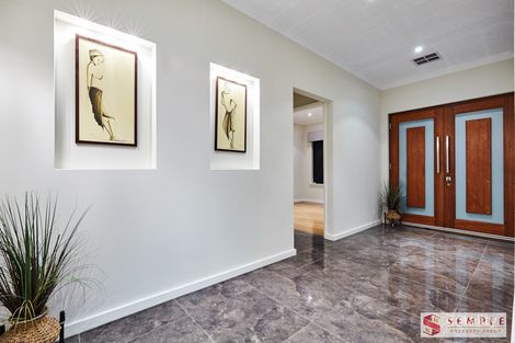 Property photo of 4 Redheart Way Beeliar WA 6164
