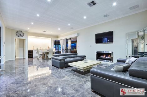 Property photo of 4 Redheart Way Beeliar WA 6164