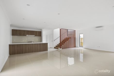 Property photo of 54 Windsorgreen Drive Wyong NSW 2259