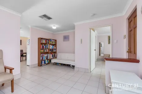 Property photo of 9 Apley Street Maddington WA 6109