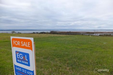 18 Eagle Bay Tce, Paynesville, VIC 3880