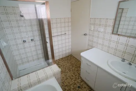 Property photo of 1/69 Douglas Street Greenslopes QLD 4120