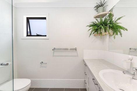 Property photo of 2 Napier Park Way Mango Hill QLD 4509