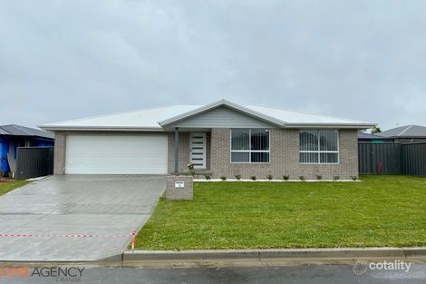 Property photo of 12 Myrtle Close Orange NSW 2800