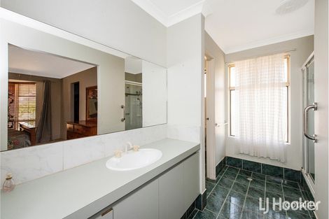 Property photo of 12 Carrick Cross Greenfields WA 6210
