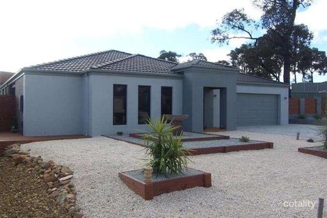 6 Freeman Dr, Kangaroo Flat, VIC 3555