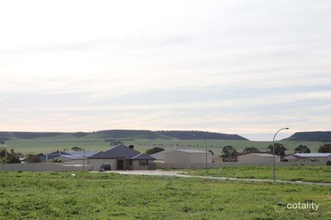 Property photo of 5 Sheoak Close Woorree WA 6530